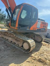 Buy Doosan DH215-7 Used Excavator / 2 Buy Doosan DH215-7 Used Excavator / 2