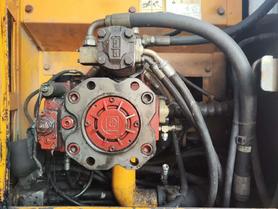 Buy Hyundai R140W-7 Used Excavator / 9 Buy Hyundai R140W-7 Used Excavator / 9