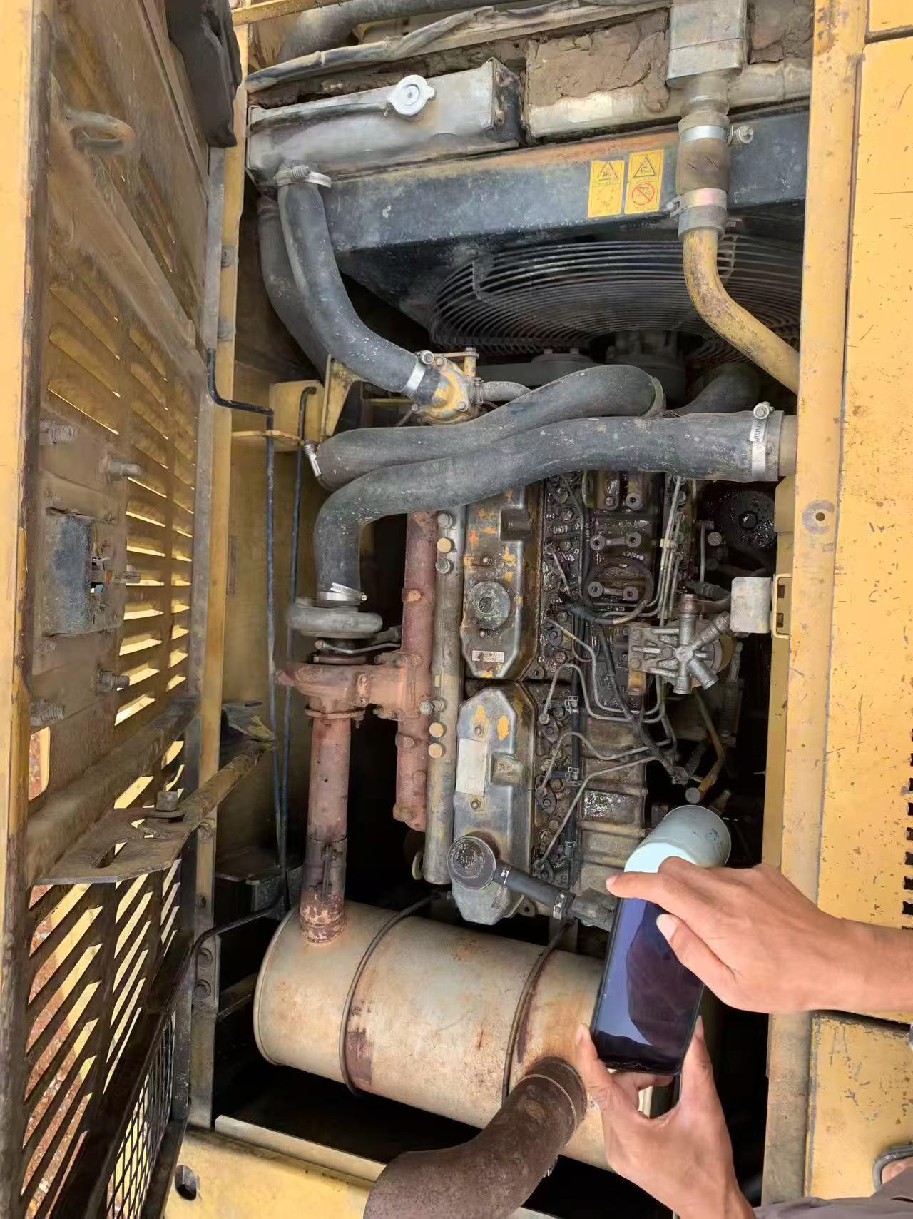 Buy Caterpillar 320C Used Excavator / 2 Buy Caterpillar 320C Used Excavator / 2