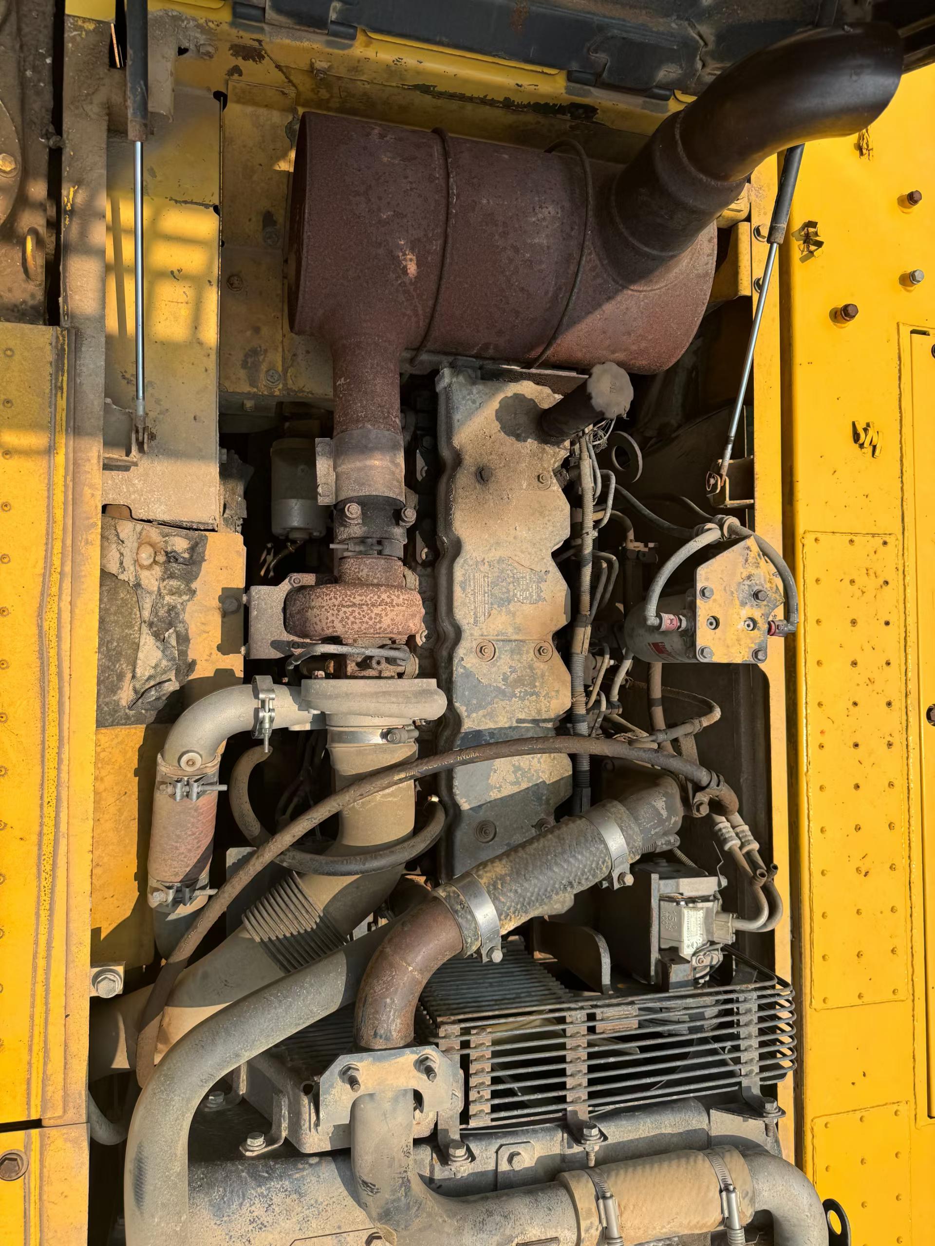 Buy Komatsu PC200-8 Used Excavator / 5 Buy Komatsu PC200-8 Used Excavator / 5