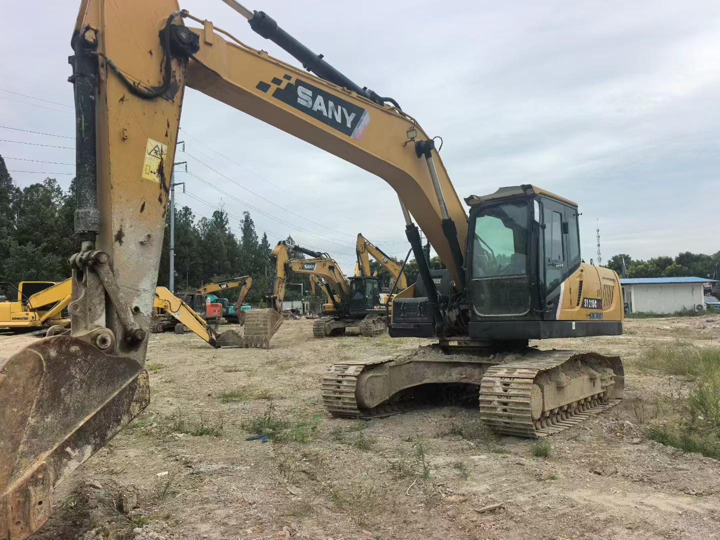 Buy Sany SY215C Used Excavator / 1