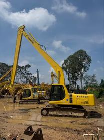 Buy Komatsu PC200-6 Used Excavator / 2 Buy Komatsu PC200-6 Used Excavator / 2