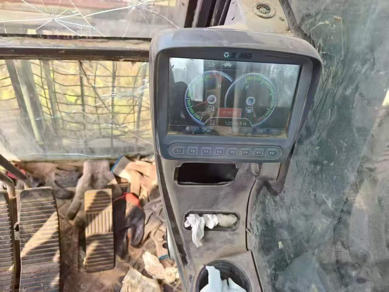 Buy XCMG XE470D Used Excavator / 6