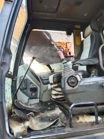 Buy Hyundai R225-7 Used Excavator / 2 Buy Hyundai R225-7 Used Excavator / 2
