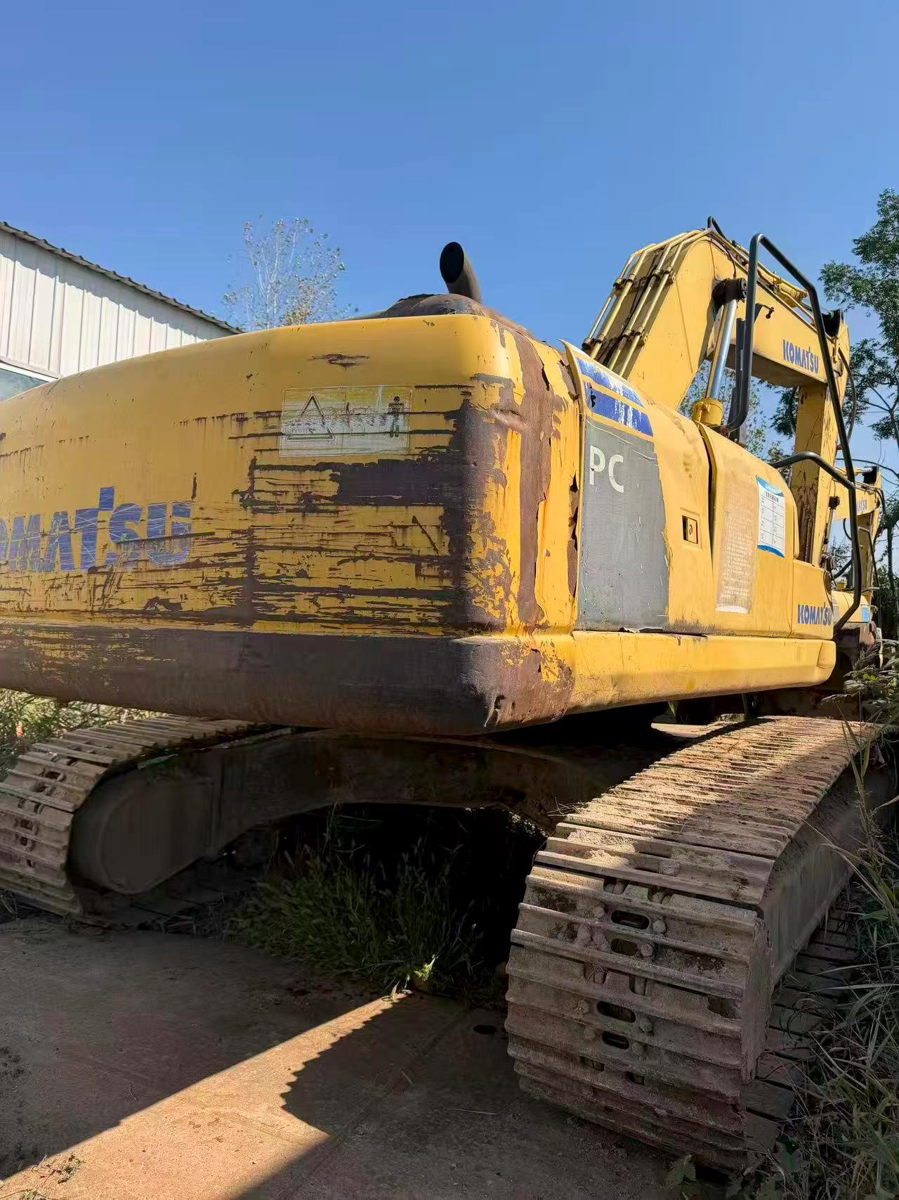 Buy Komatsu PC240-6 Used Excavator / 2 Buy Komatsu PC240-6 Used Excavator / 2