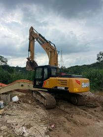 Buy Sany SY215C-8 Used Excavator / 2 Buy Sany SY215C-8 Used Excavator / 2