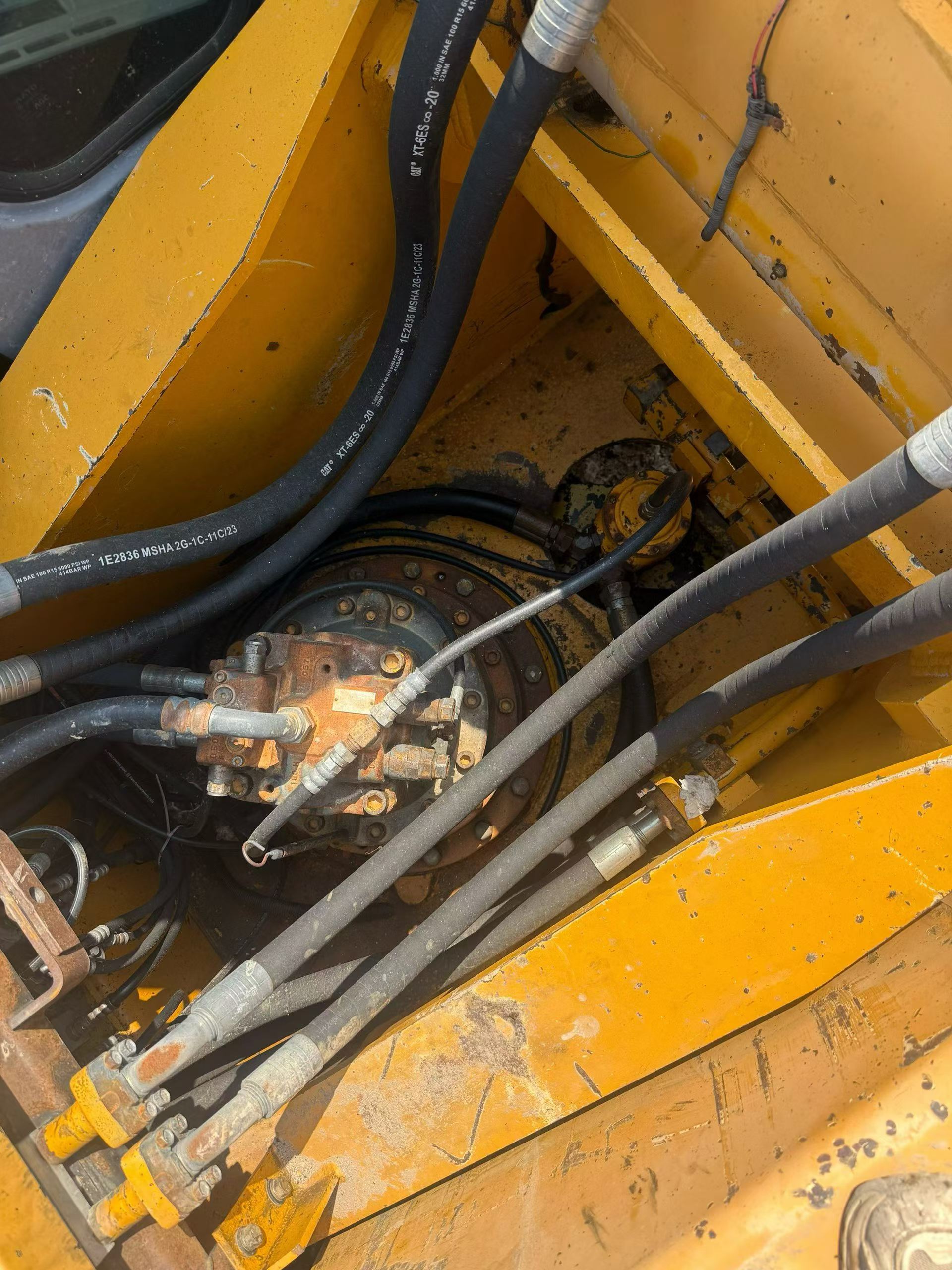 Buy Kato HD1430R Used Excavator / 5