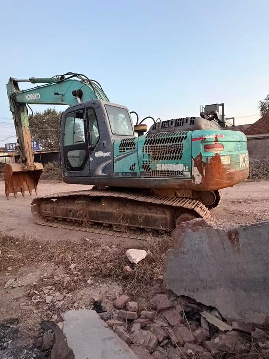 Buy Kobelco SK260 Used Excavator / 1