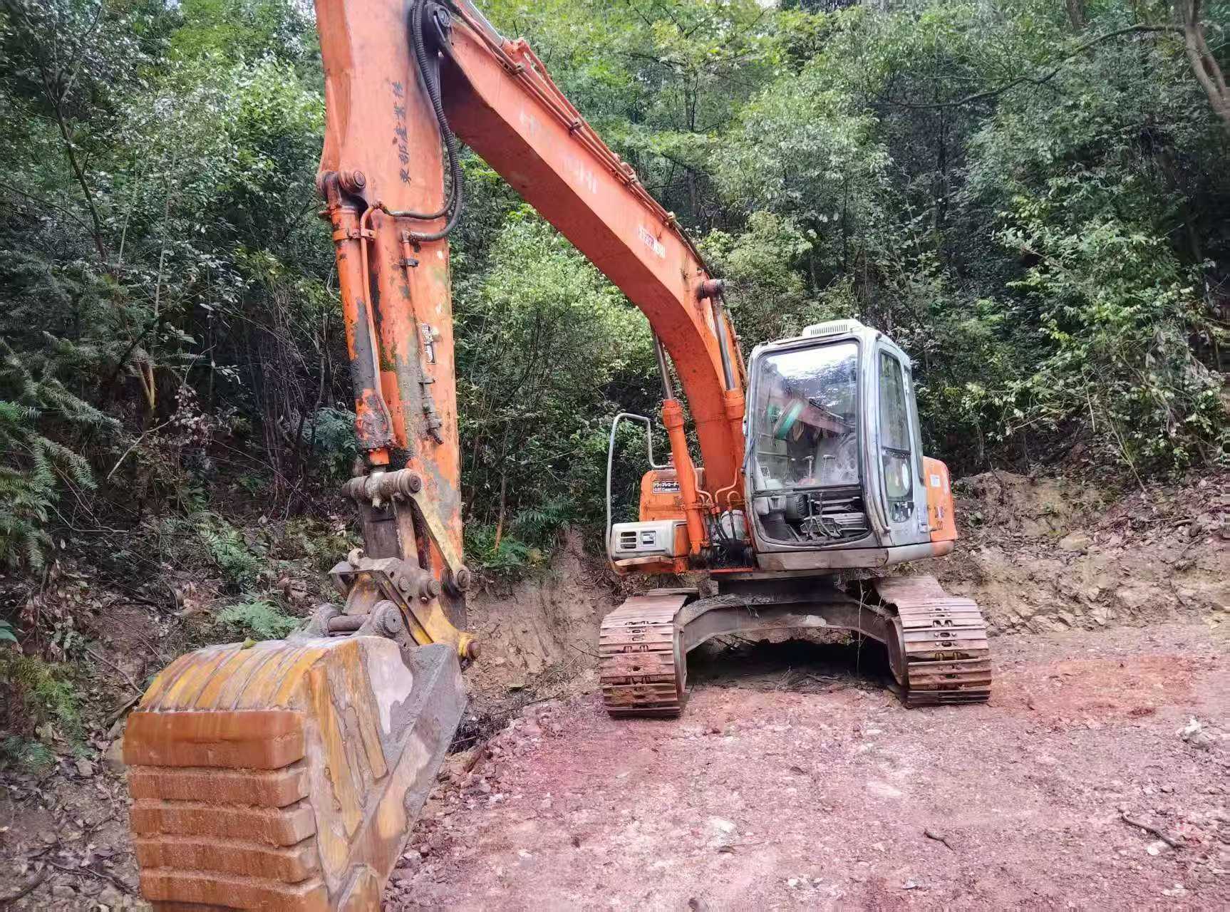 Buy Hitachi EX12-2 Used Excavator / 1