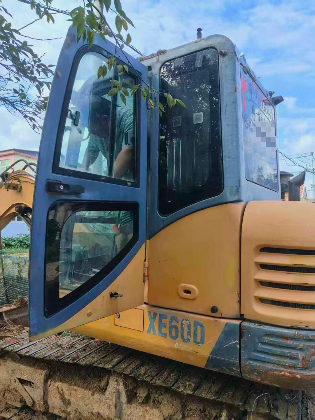 Buy XCMG XE60 Used Excavator / 1