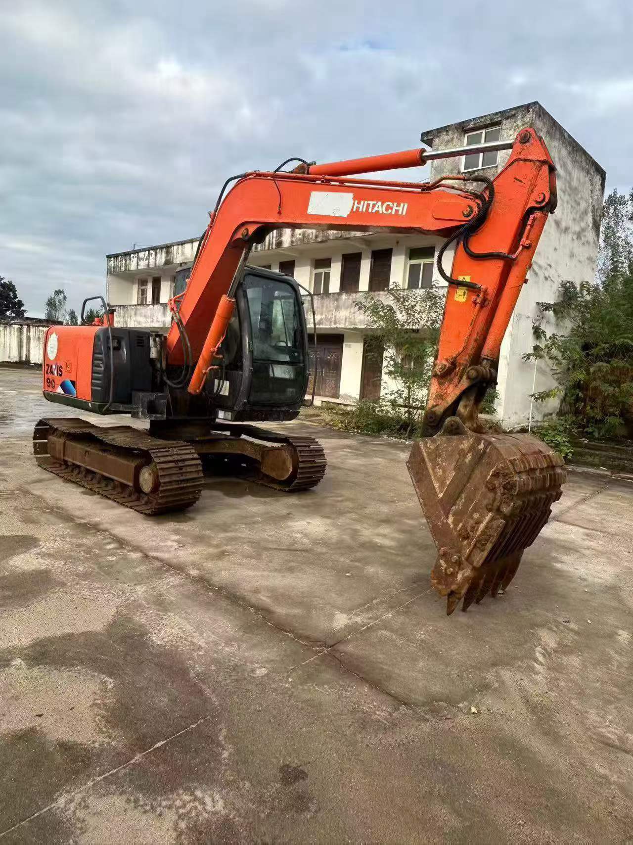 Buy Hitachi EX70 Used Excavator / 2