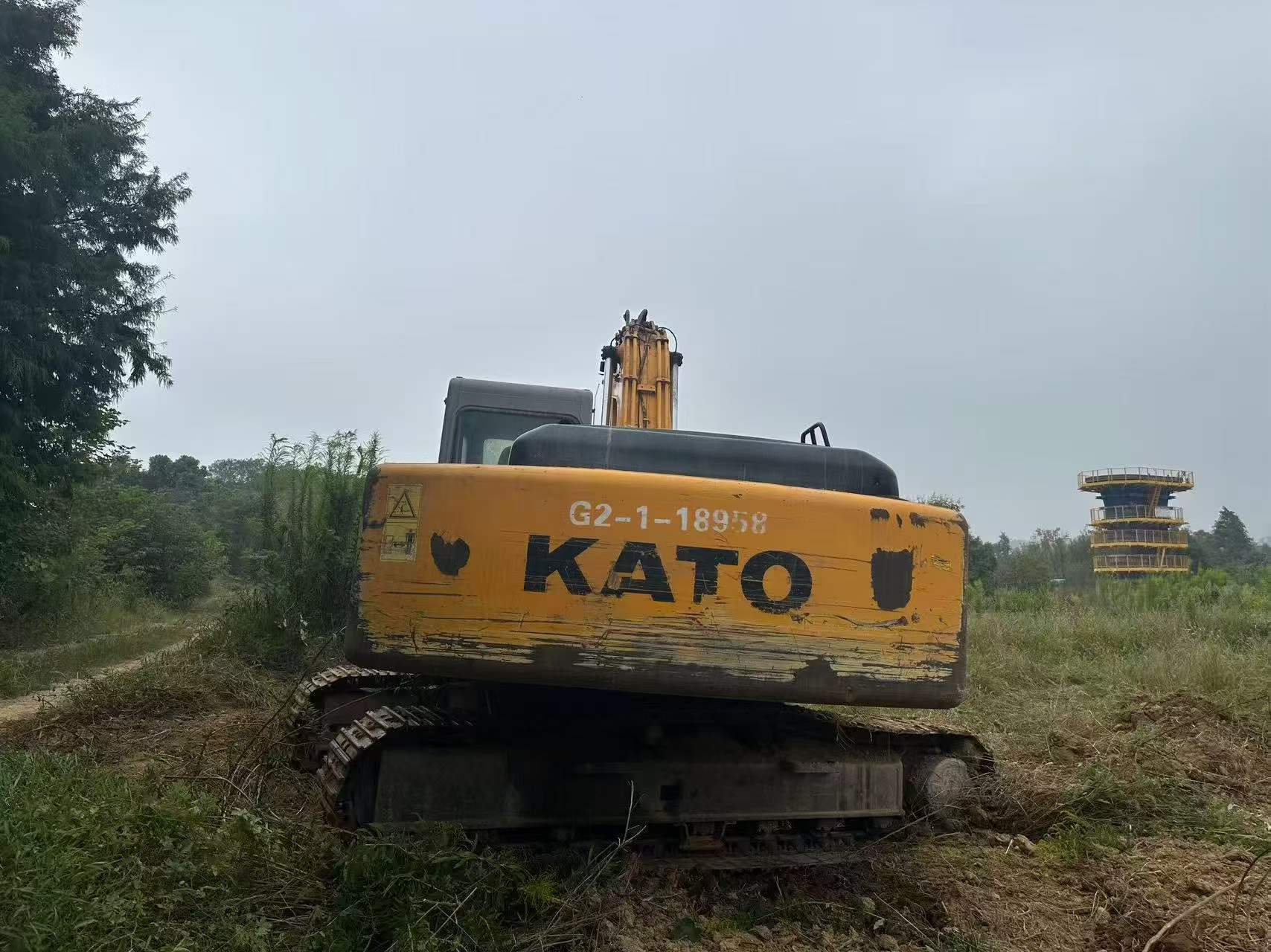 Buy Kato HD820 Used Excavator / 4
