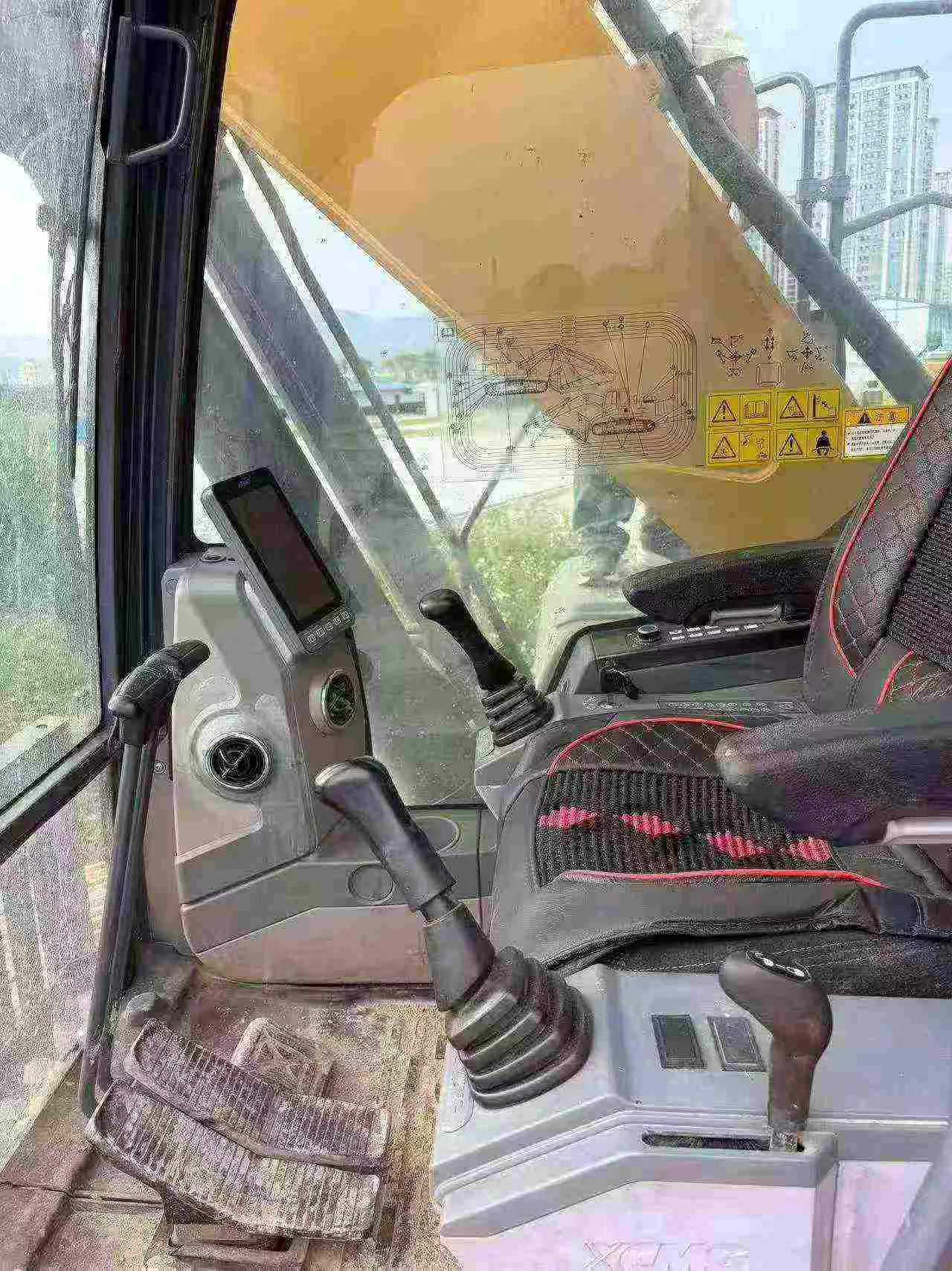 Buy XCMG XE270DK Used Excavator / 9 Buy XCMG XE270DK Used Excavator / 9