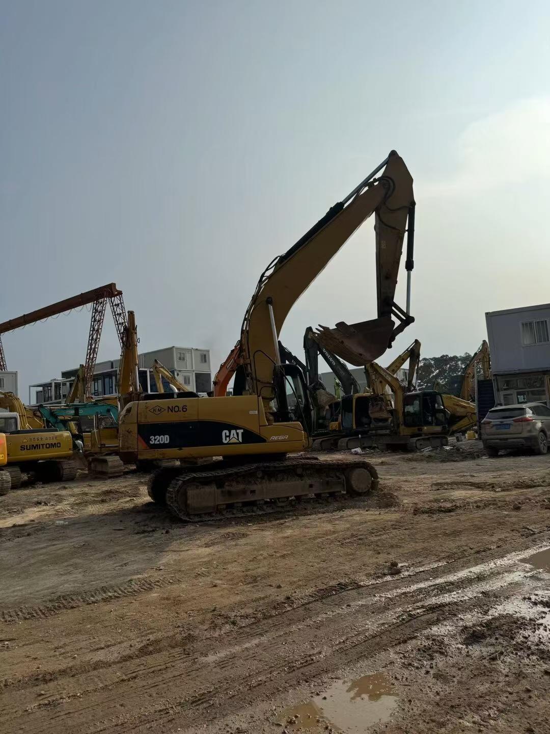 Buy Caterpillar 320D Used Excavator / 3
