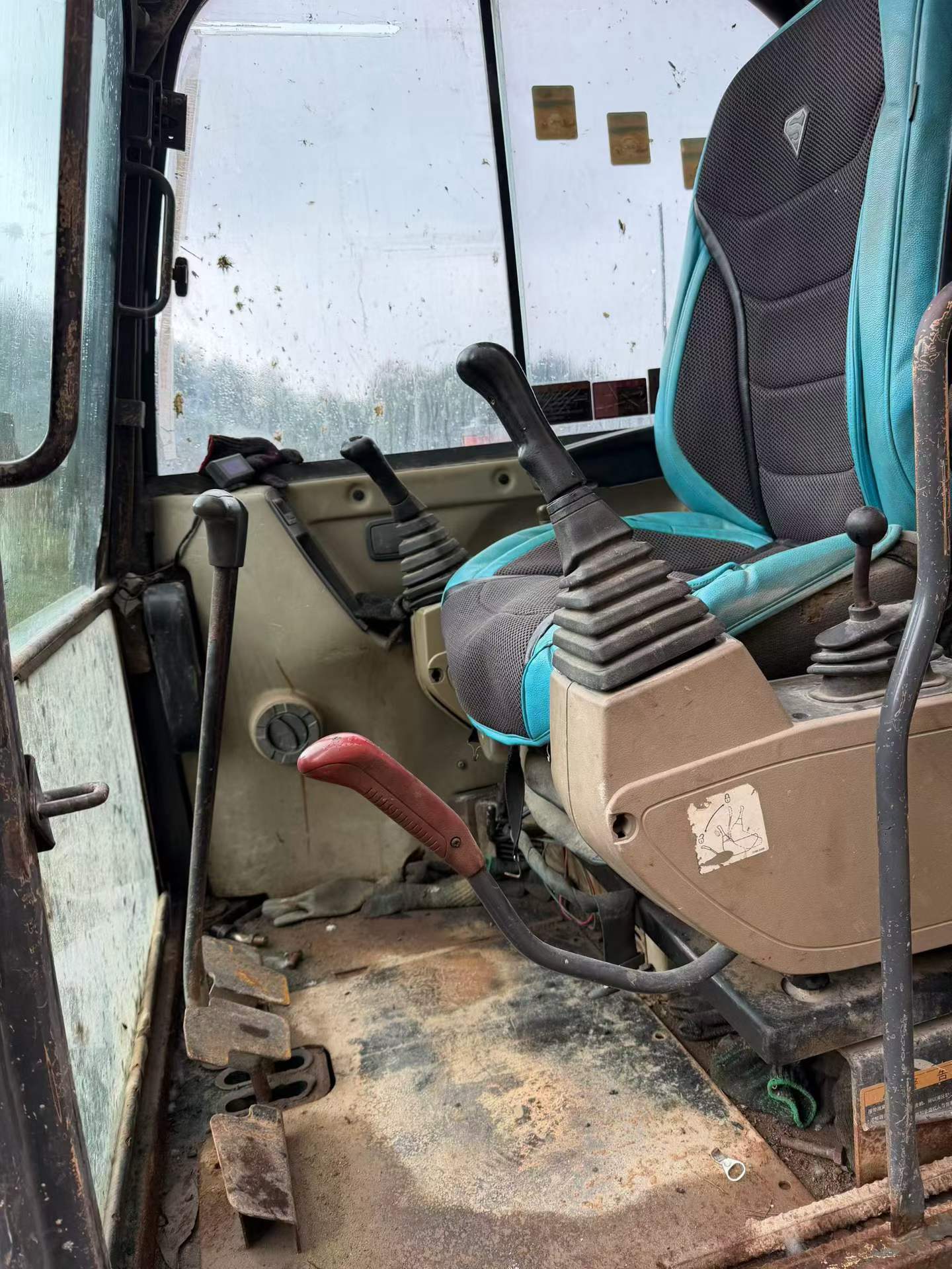 Buy Doosan DH60-7 Used Excavator / 8