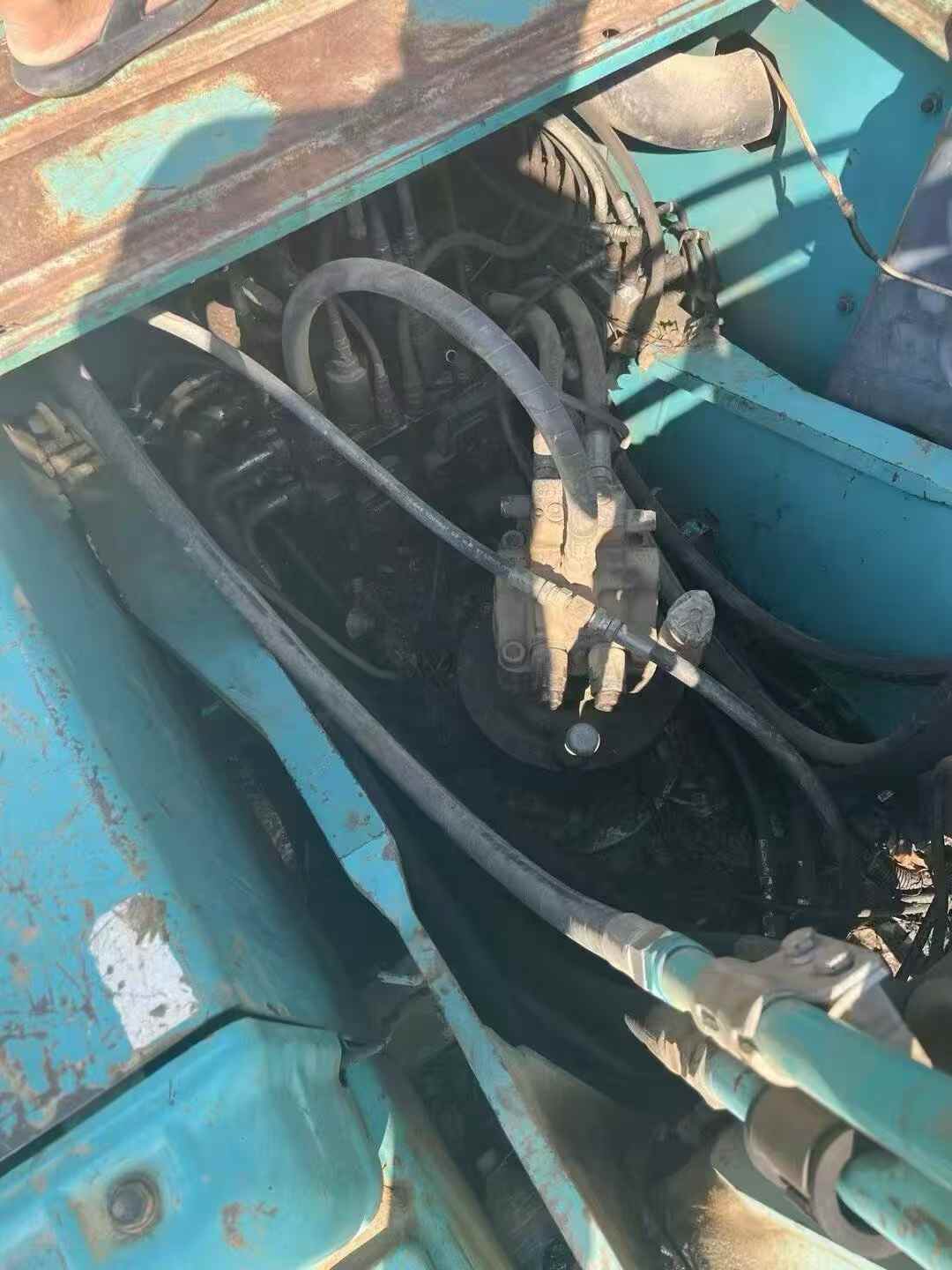 Buy Kobelco SK200-11 Used Excavator / 5 Buy Kobelco SK200-11 Used Excavator / 5
