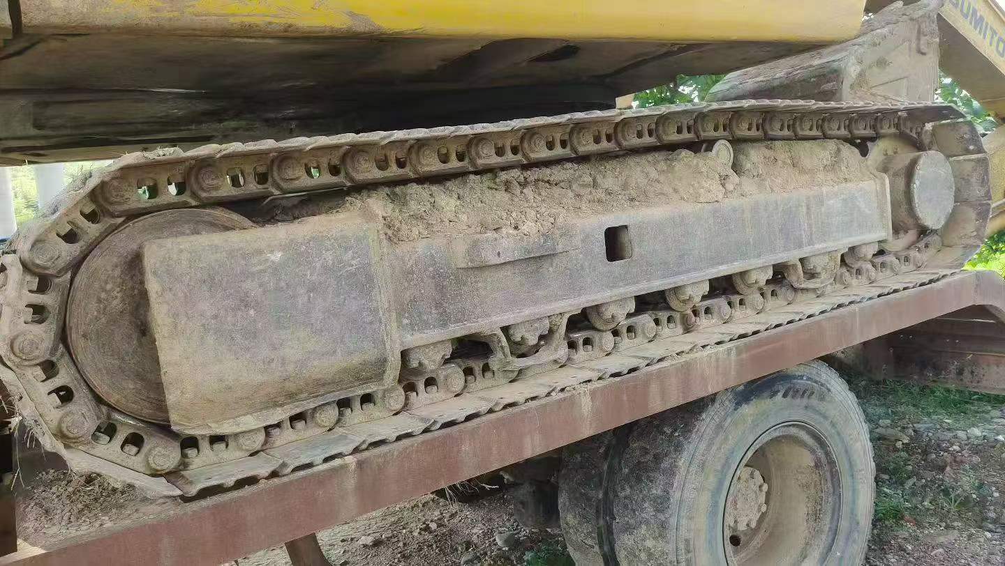 Buy Sumitomo SH130-3 Used Excavator / 4