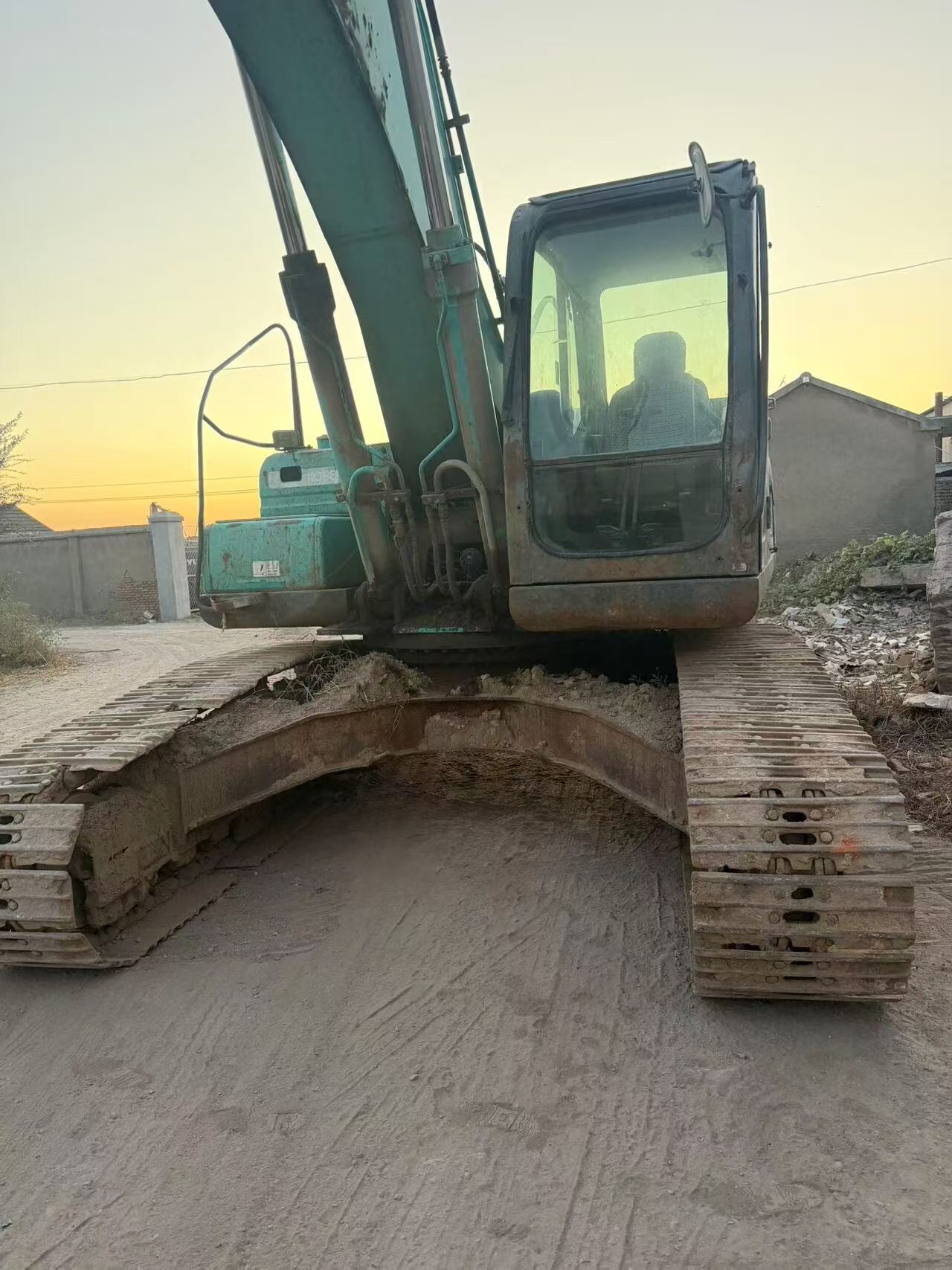 Buy Kobelco SK260 Used Excavator / 4 Buy Kobelco SK260 Used Excavator / 4