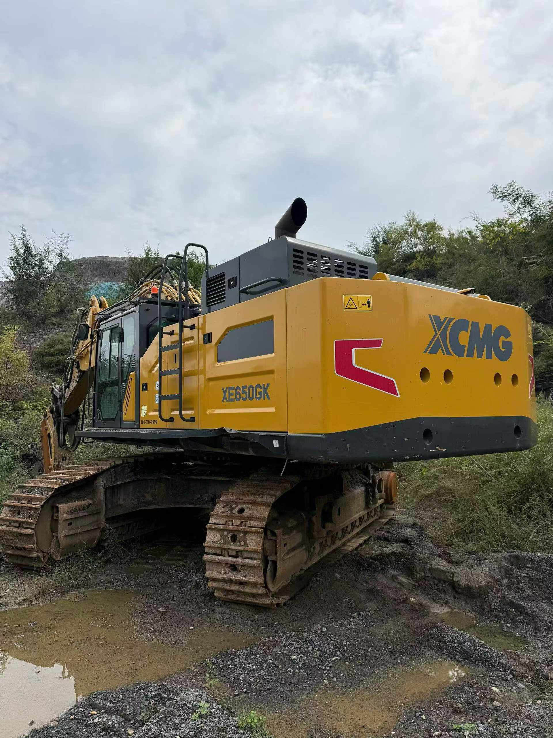 Buy XCMG XE650DP Used Excavator / 1
