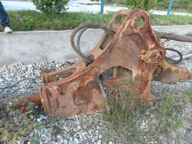 Buy Hyundai R225-7 Used Excavator / 9 Buy Hyundai R225-7 Used Excavator / 9