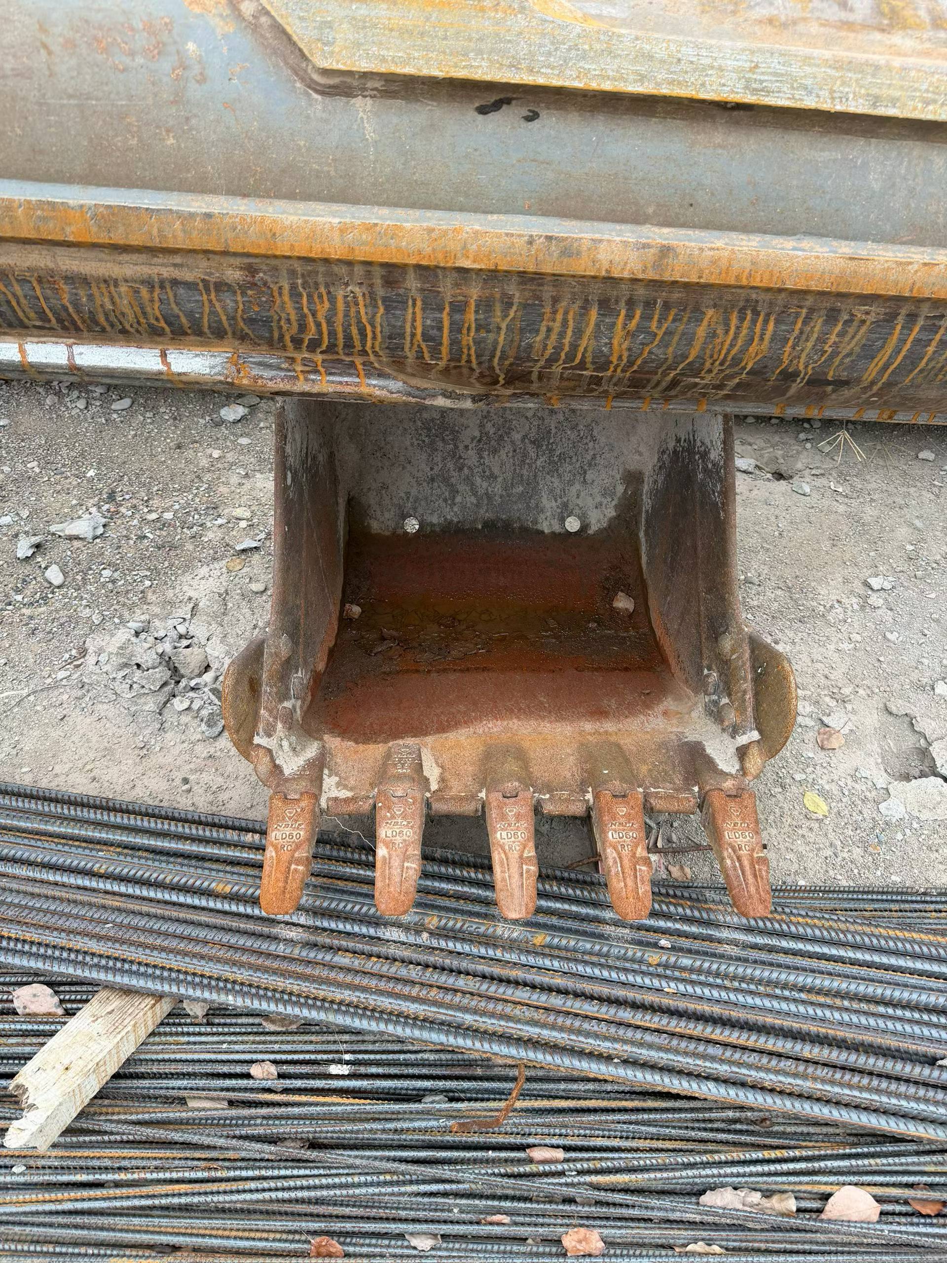 Buy Sany SY60 Used Excavator / 9