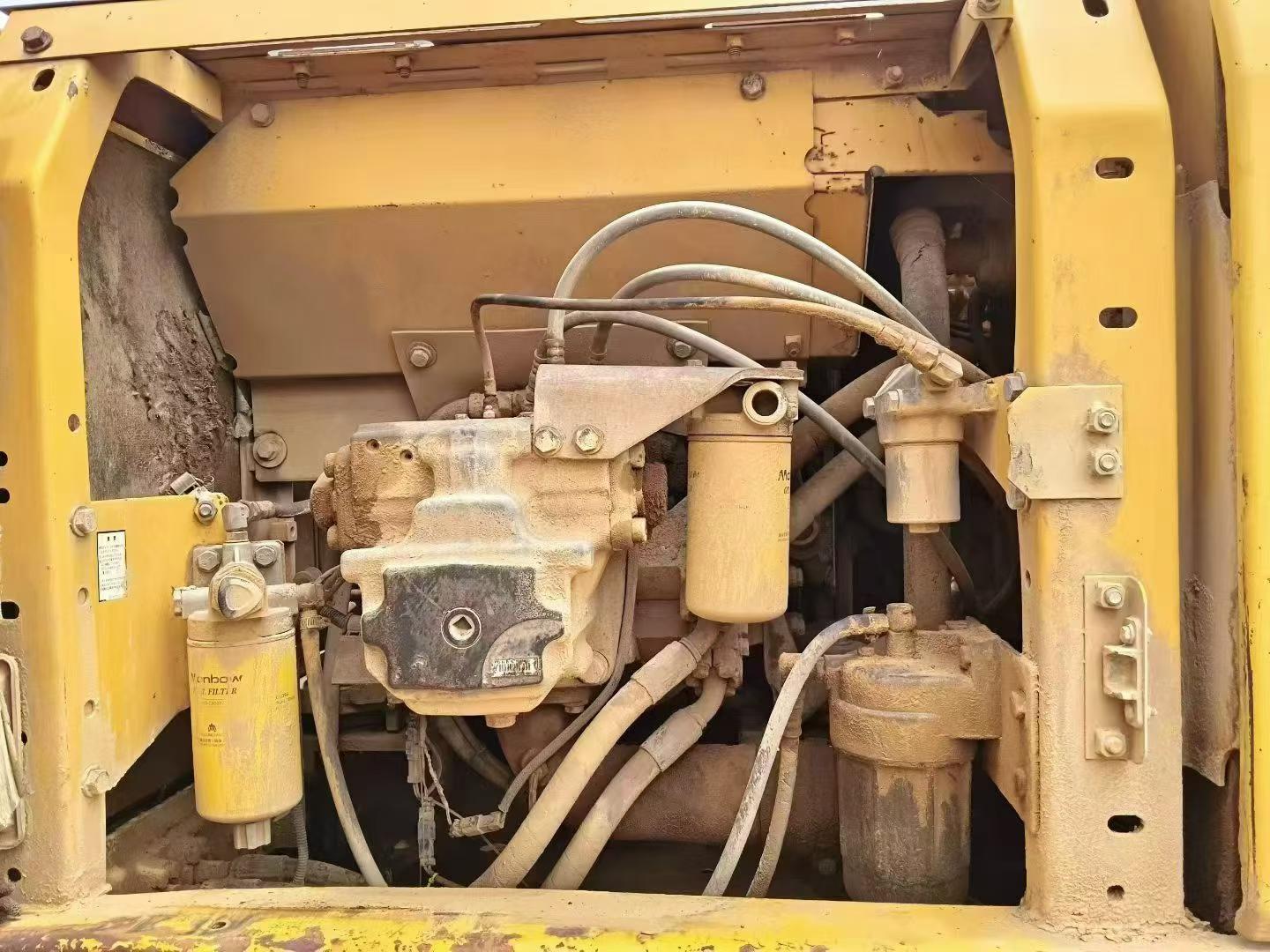 Buy Komatsu PC200 Used Excavator / 2