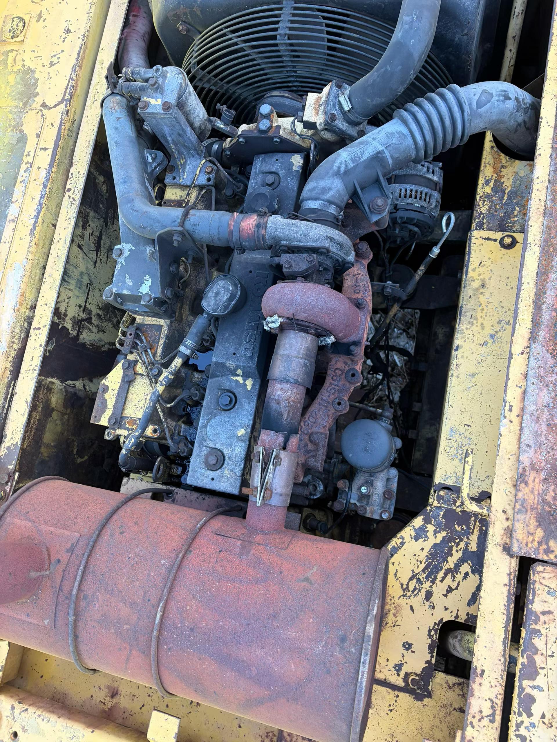 Buy Komatsu PC200-7 Used Excavator / 3 Buy Komatsu PC200-7 Used Excavator / 3