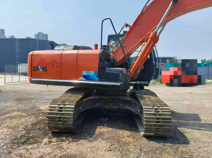 Buy Hitachi ZX210K-5A Used Excavator / 1