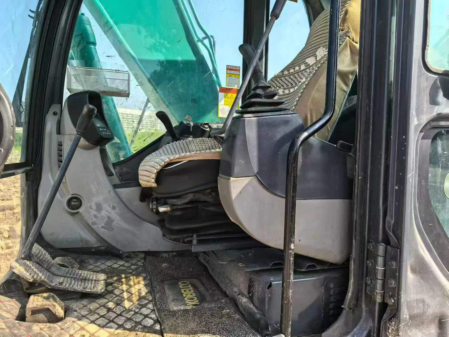 Buy Kobelco SK130 Used Excavator / 7 Buy Kobelco SK130 Used Excavator / 7