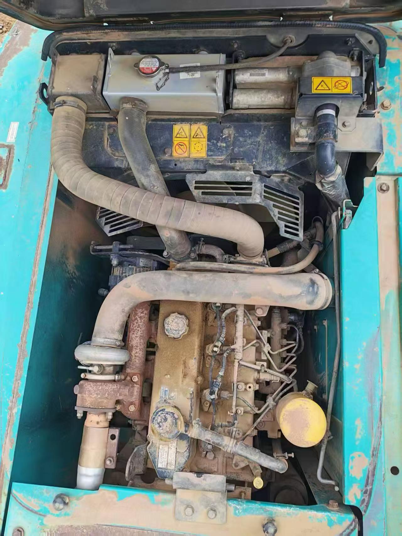 Buy Kobelco SK140 Used Excavator / 4