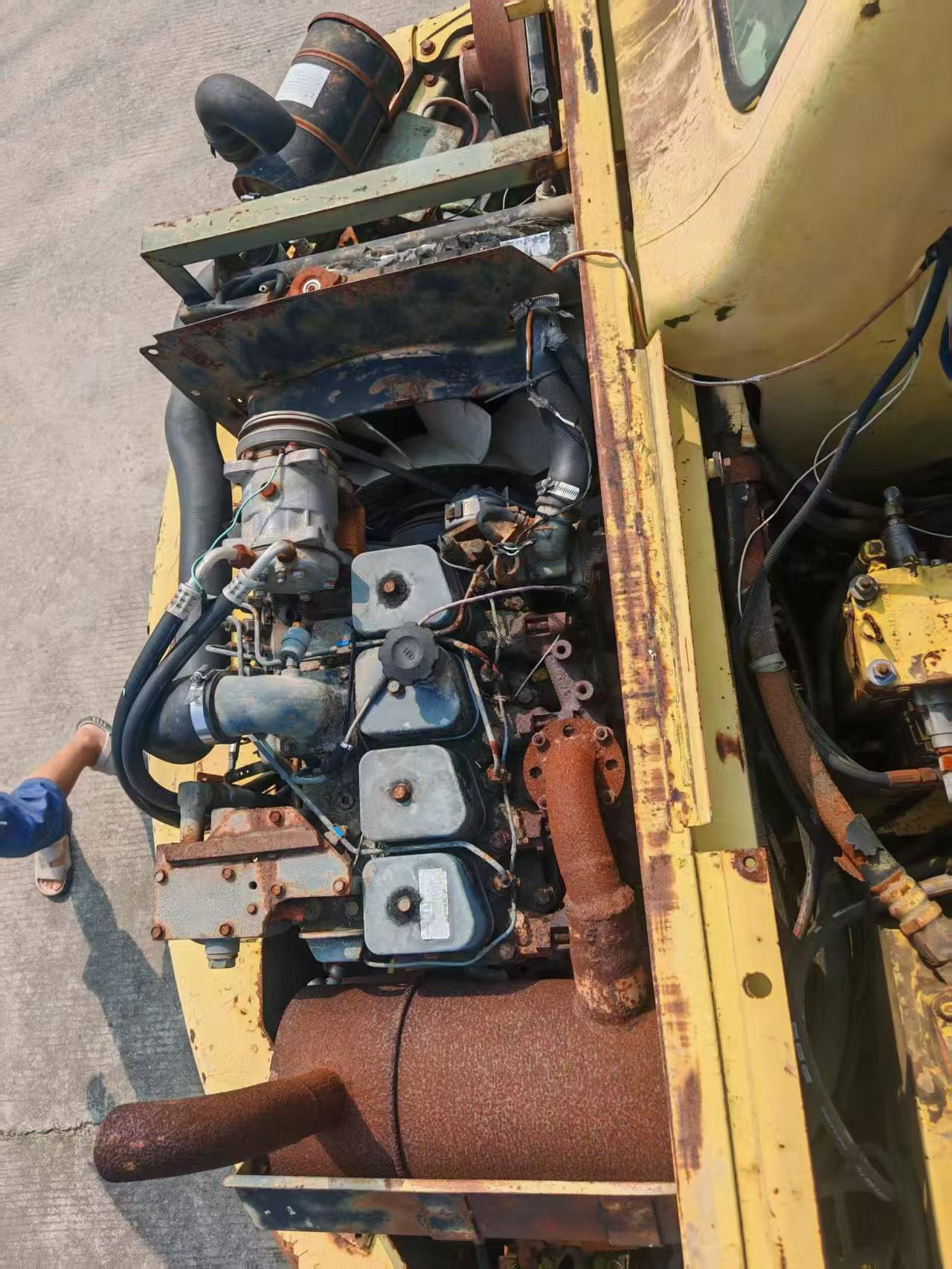 Buy Komatsu PC60-7 Used Excavator / 2