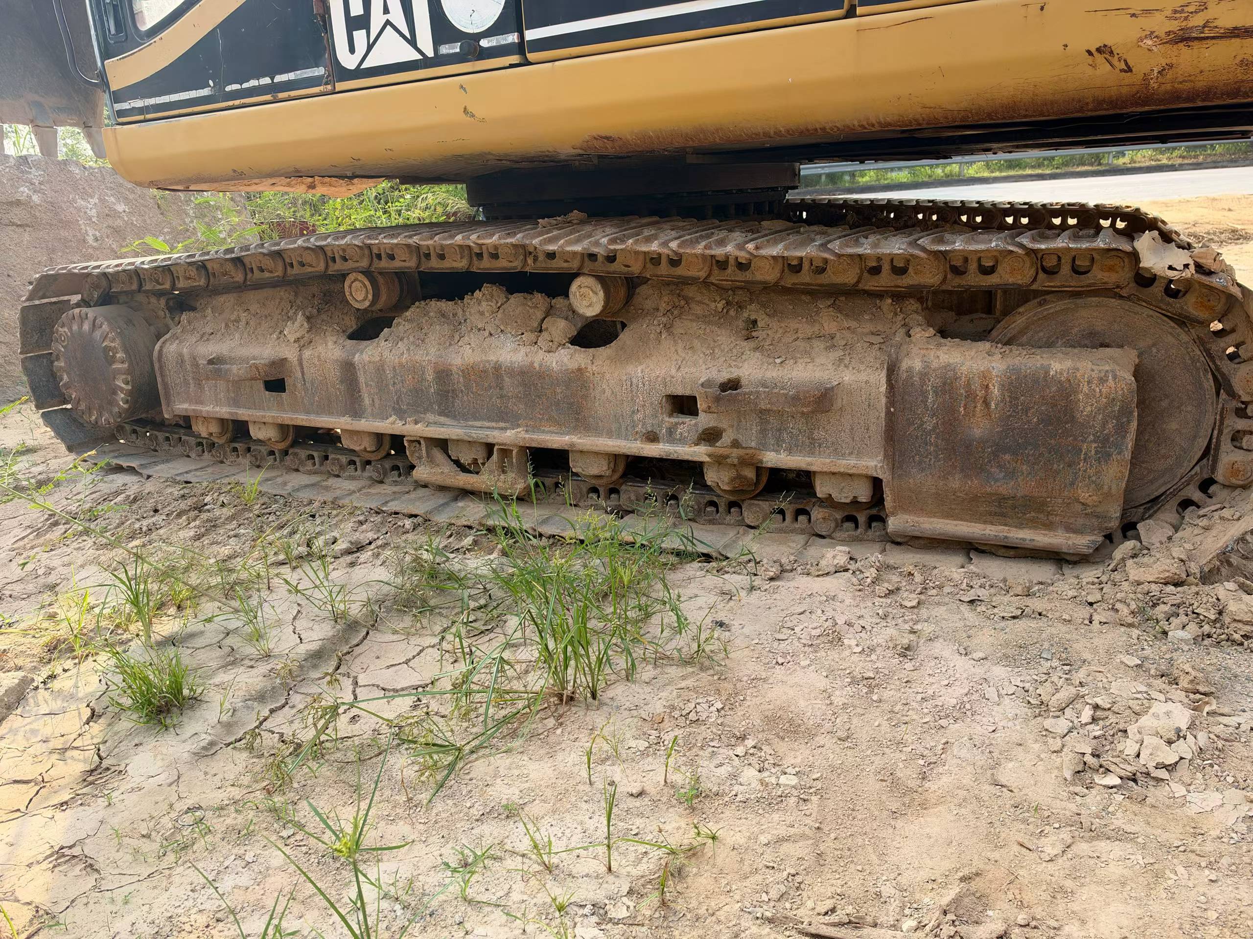 Buy Caterpillar 320B Used Excavator / 8 Buy Caterpillar 320B Used Excavator / 8