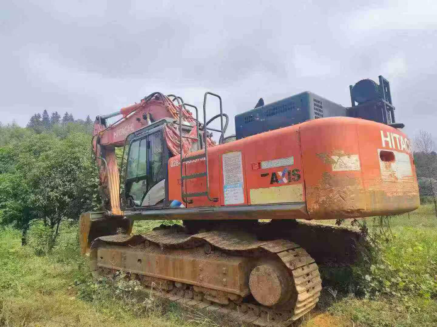 Buy Hitachi ZX8-2 Used Excavator / 1