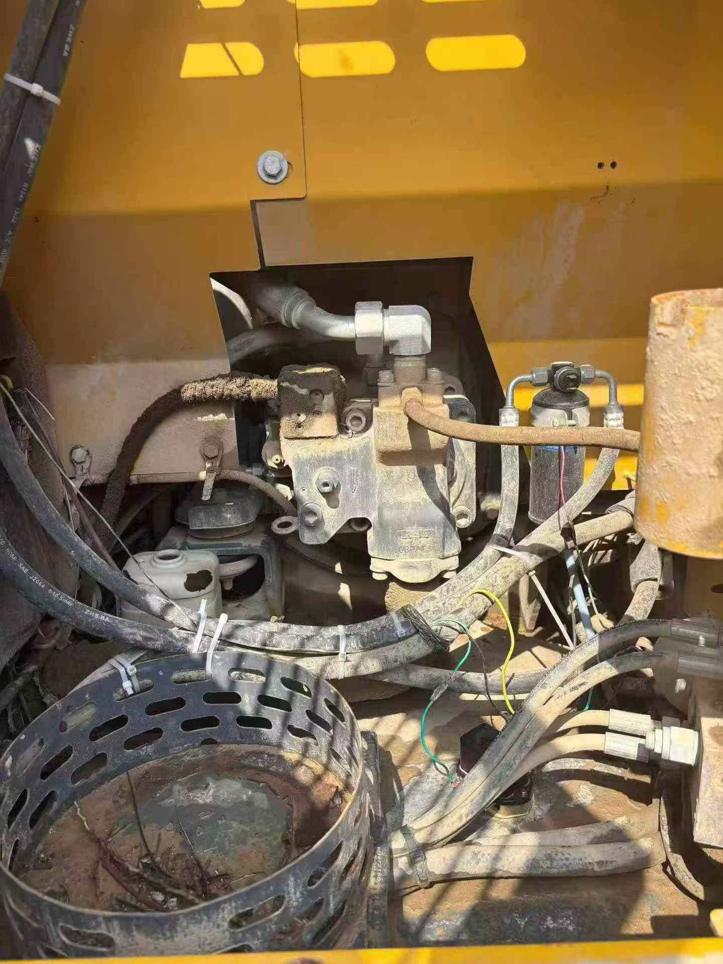 Buy XCMG XE80 Used Excavator / 7