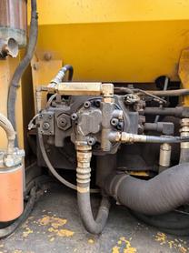 Buy Kobelco SK140 Used Excavator / 4 Buy Kobelco SK140 Used Excavator / 4