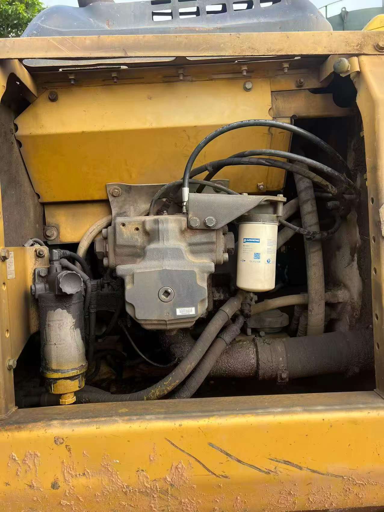 Buy Komatsu PC200-8N1 Used Excavator / 4 Buy Komatsu PC200-8N1 Used Excavator / 4