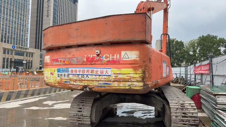 Buy Hitachi ZX330-6 Used Excavator / 1