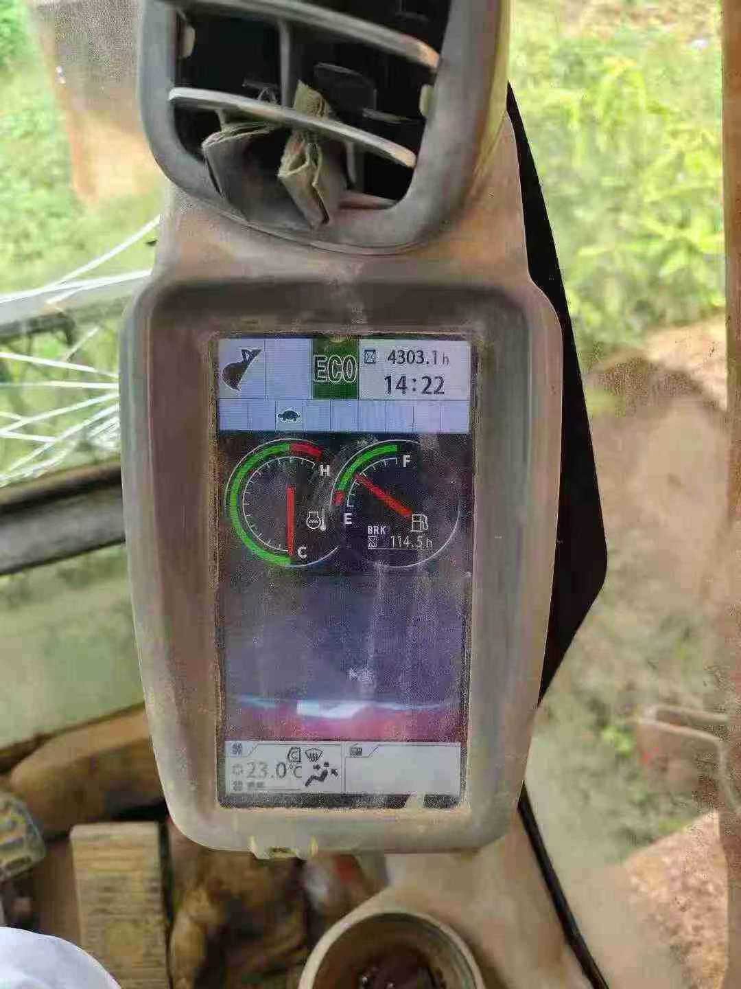 Buy Hitachi ZX8-2 Used Excavator / 9 Buy Hitachi ZX8-2 Used Excavator / 9