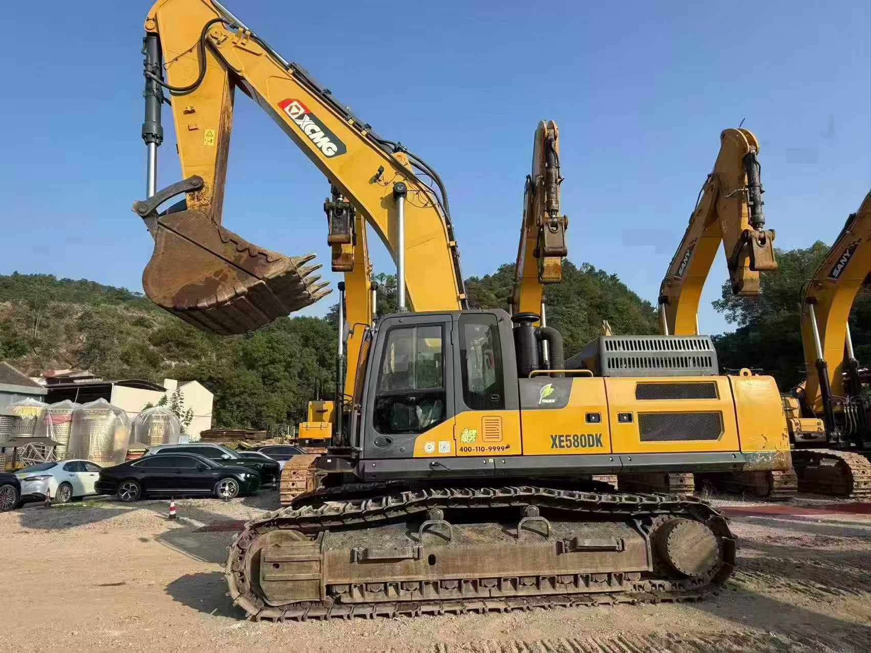 Buy XCMG LW580GV Used Excavator / 2 Buy XCMG LW580GV Used Excavator / 2