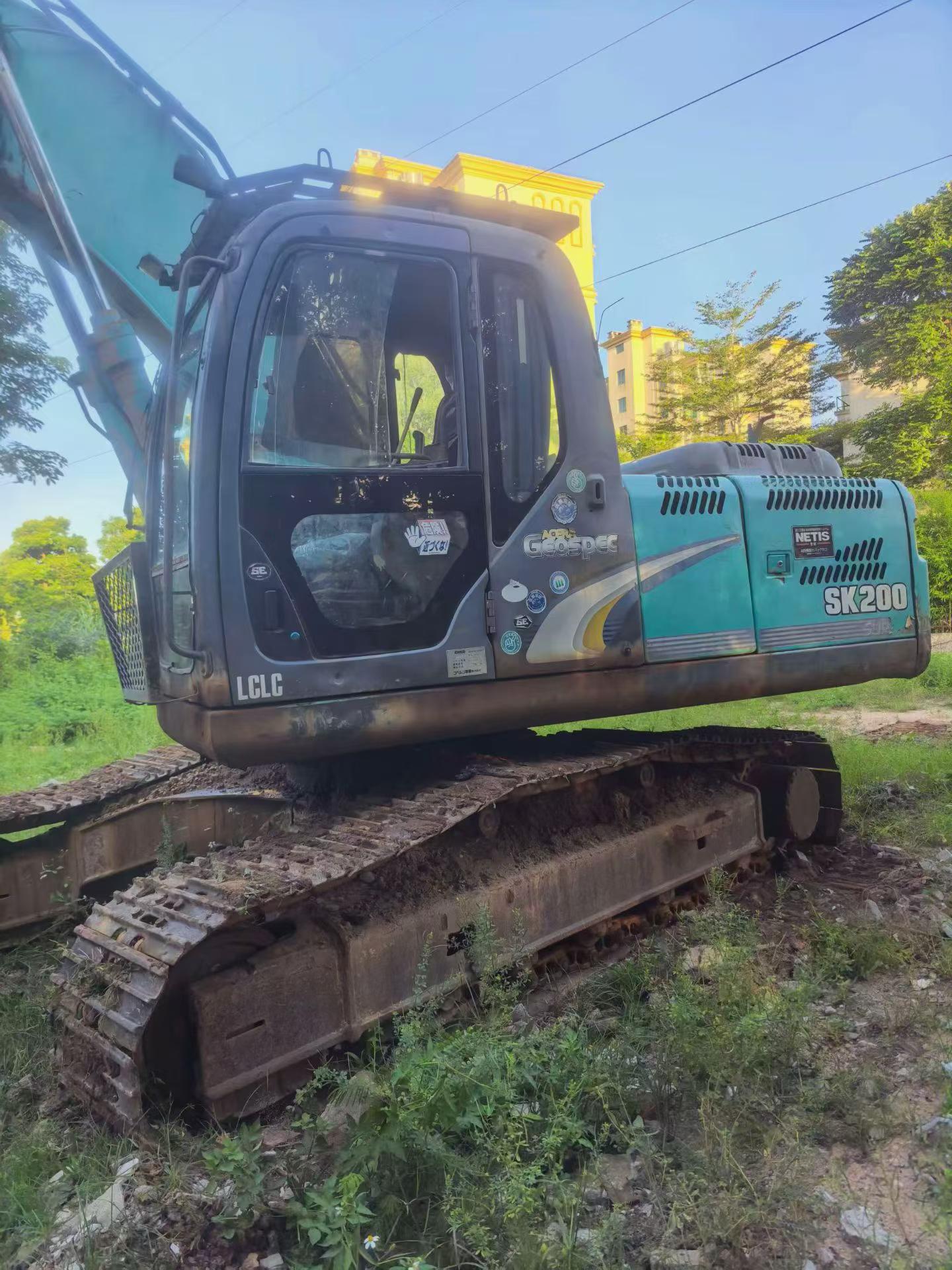 Buy Kobelco SK200-2 Used Excavator / 1