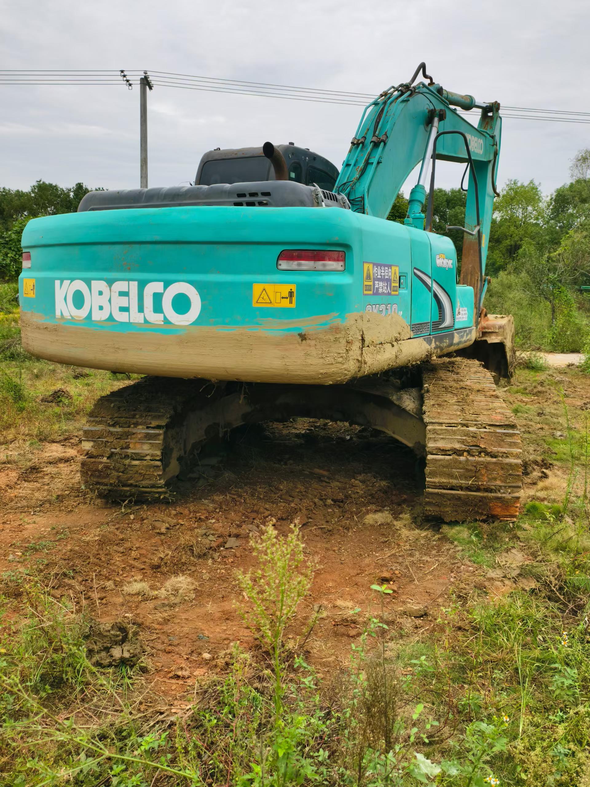 Buy Kobelco SK210 Used Excavator / 3 Buy Kobelco SK210 Used Excavator / 3