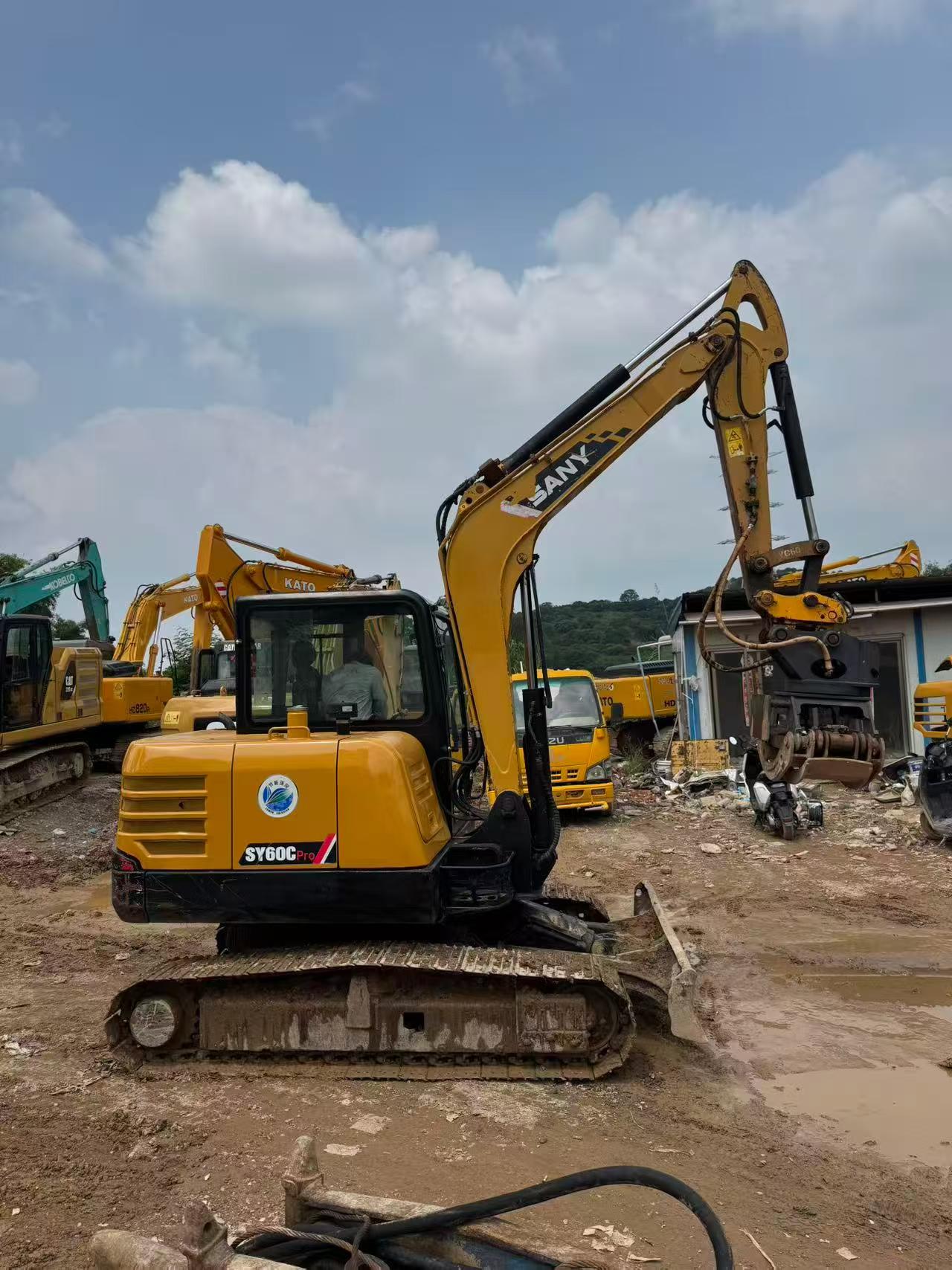 Buy Sany SY60 Used Excavator / 2