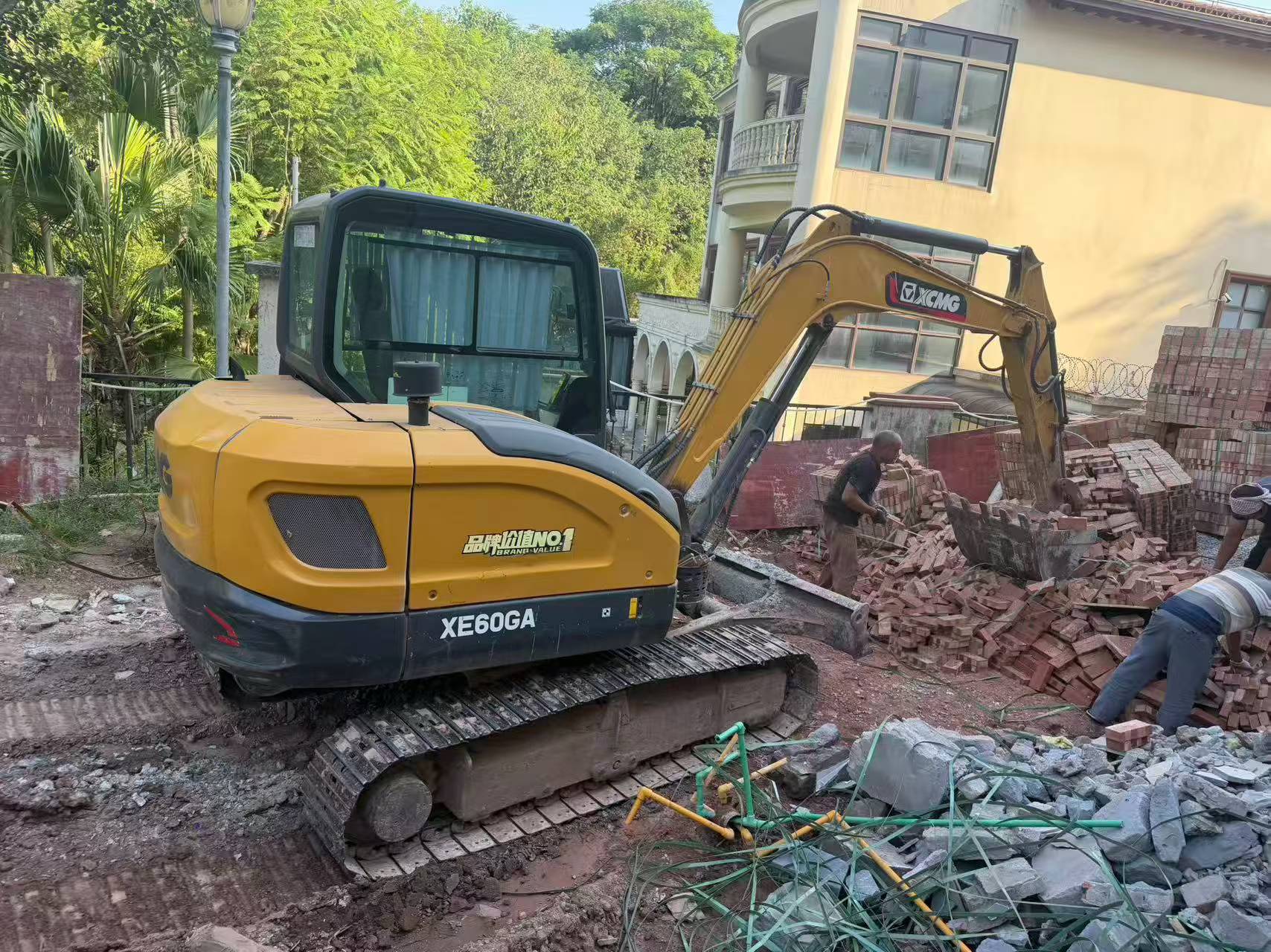Buy XCMG XE60 Used Excavator / 2 Buy XCMG XE60 Used Excavator / 2
