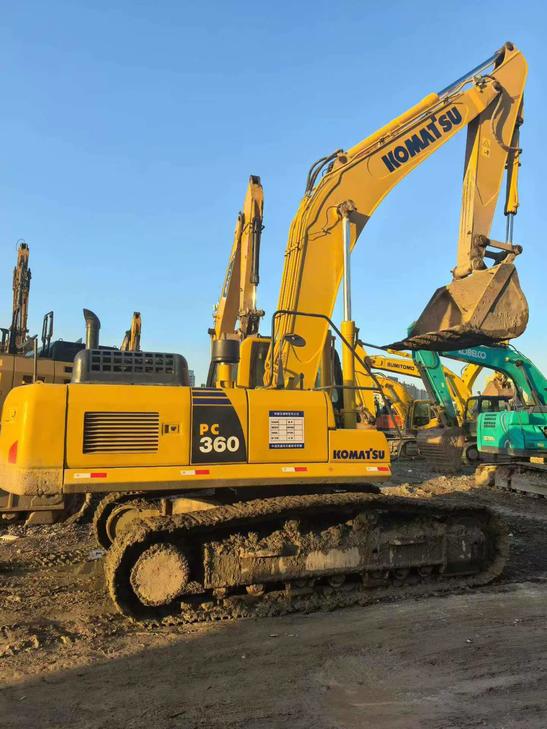 Buy Komatsu PC360-7 Used Excavator / 1