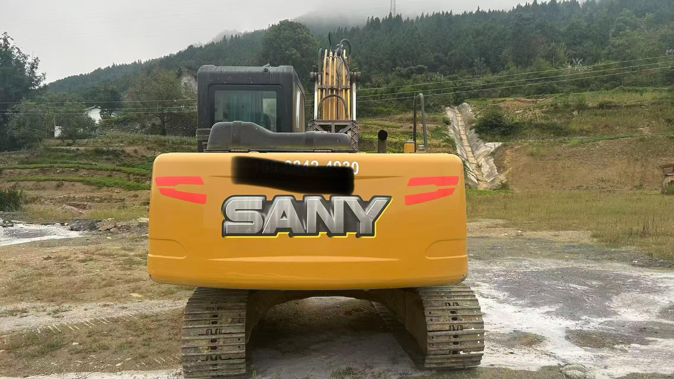 Buy Sany SY115C Used Excavator / 1