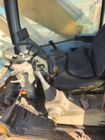 Buy Hyundai R210-7 Used Excavator / 8 Buy Hyundai R210-7 Used Excavator / 8