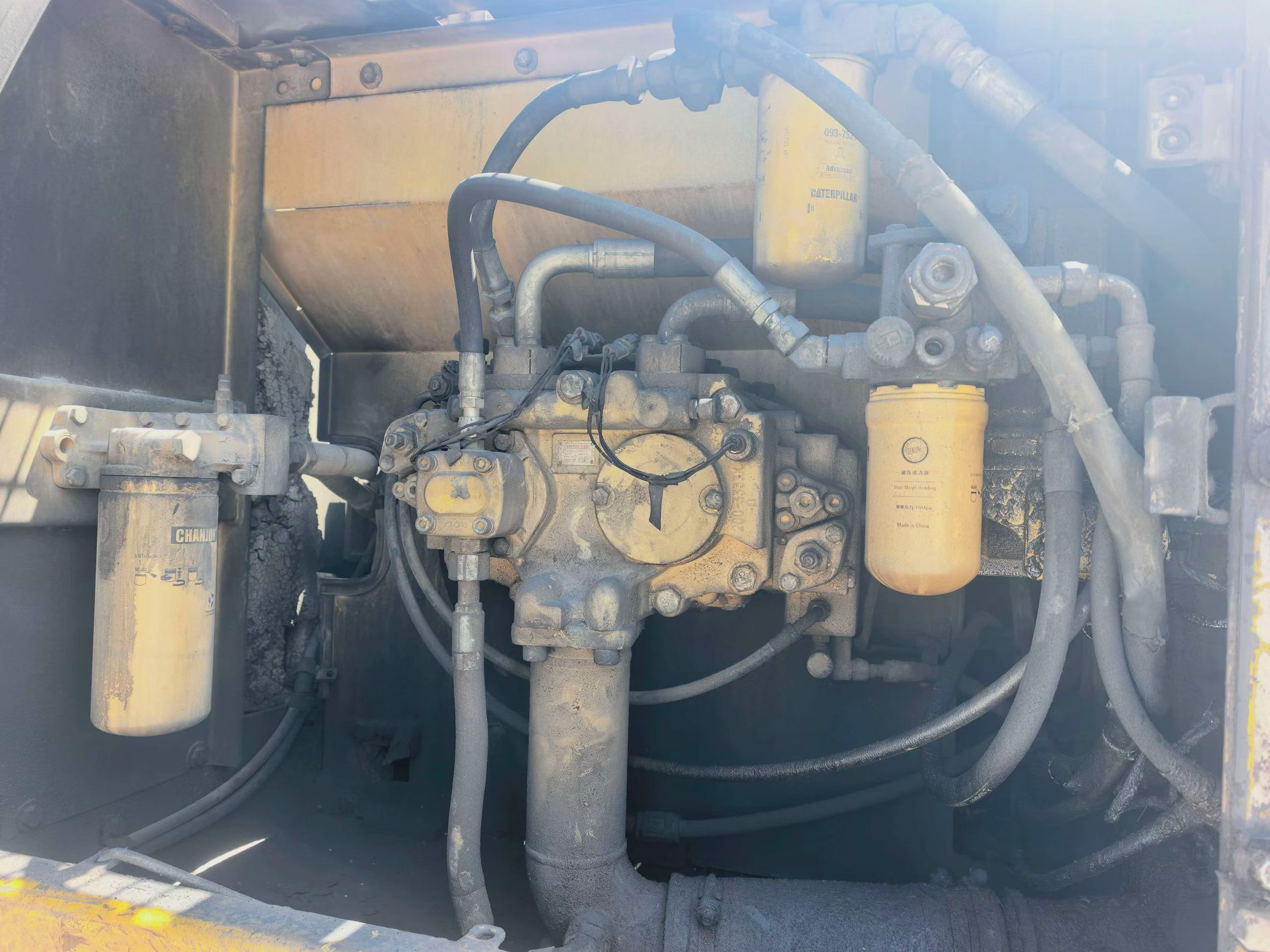 Buy Caterpillar 329D Used Excavator / 3 Buy Caterpillar 329D Used Excavator / 3