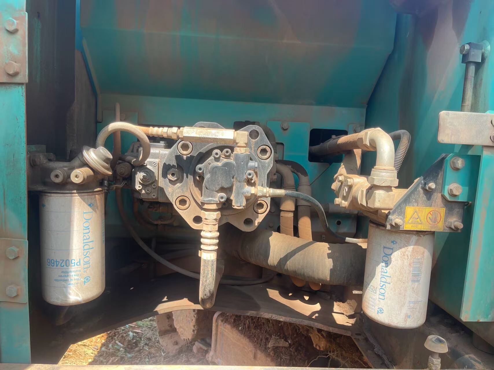 Buy Kobelco SK200-2 Used Excavator / 5 Buy Kobelco SK200-2 Used Excavator / 5