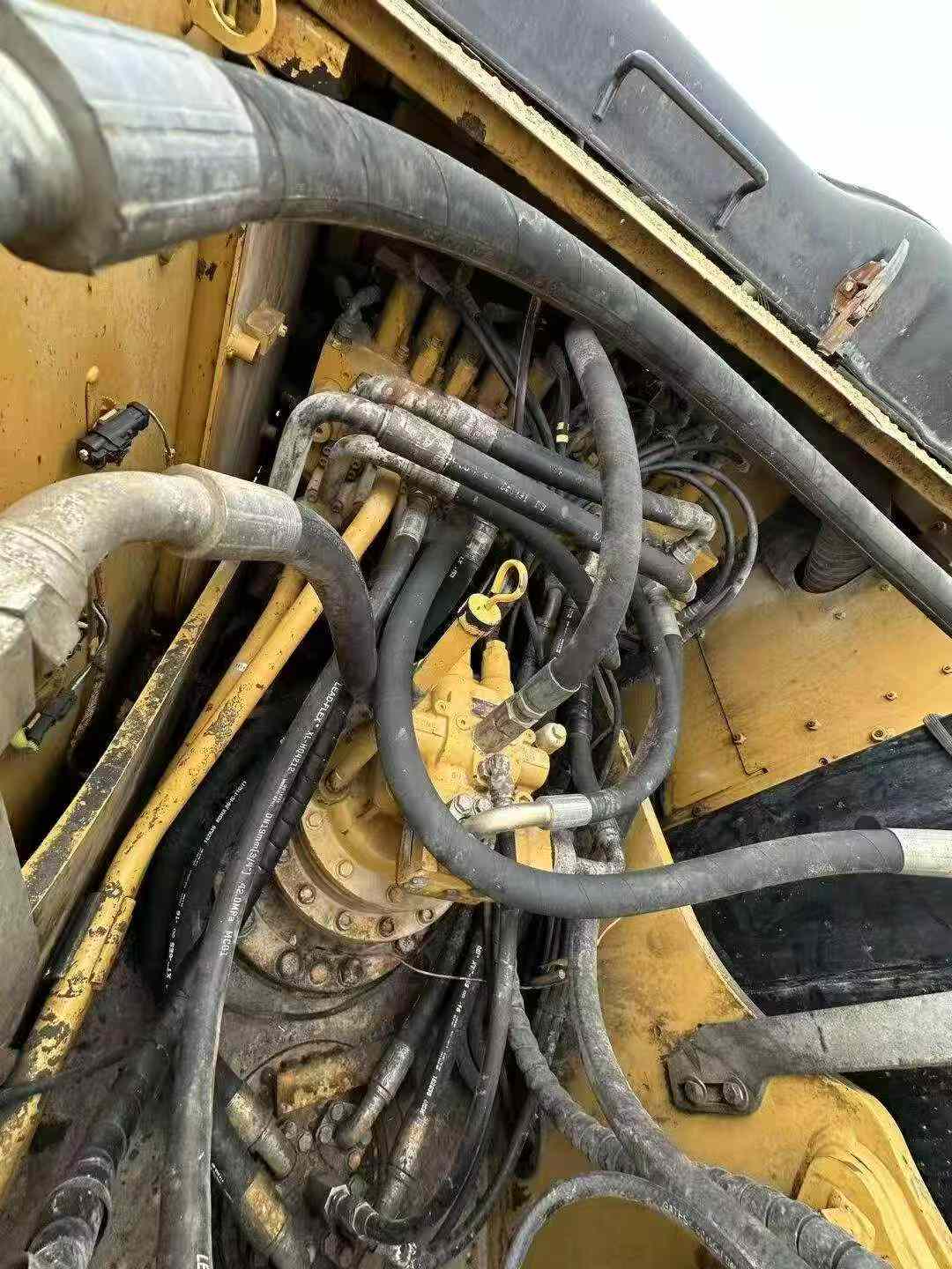 Buy Caterpillar 320A Used Excavator / 4