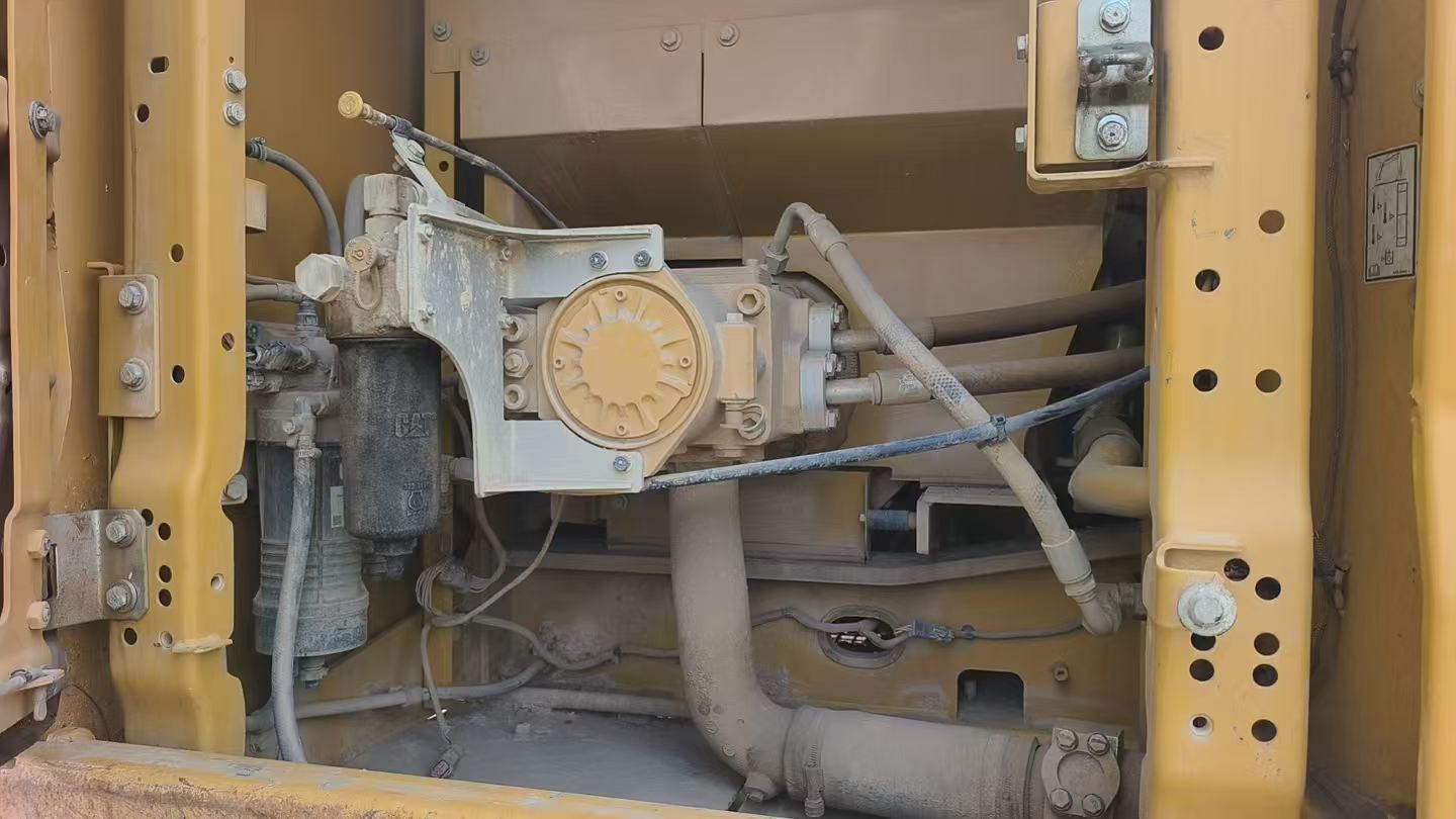 Buy Caterpillar 326DL Used Excavator / 9 Buy Caterpillar 326DL Used Excavator / 9